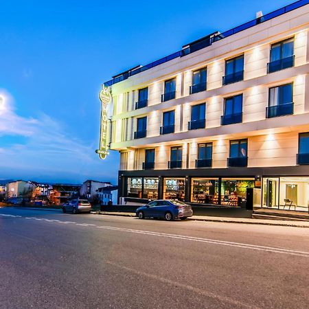 Heaven Premium Hotel Restaurant & Airport Shuttle Arnavutkoy Eksteriør bilde