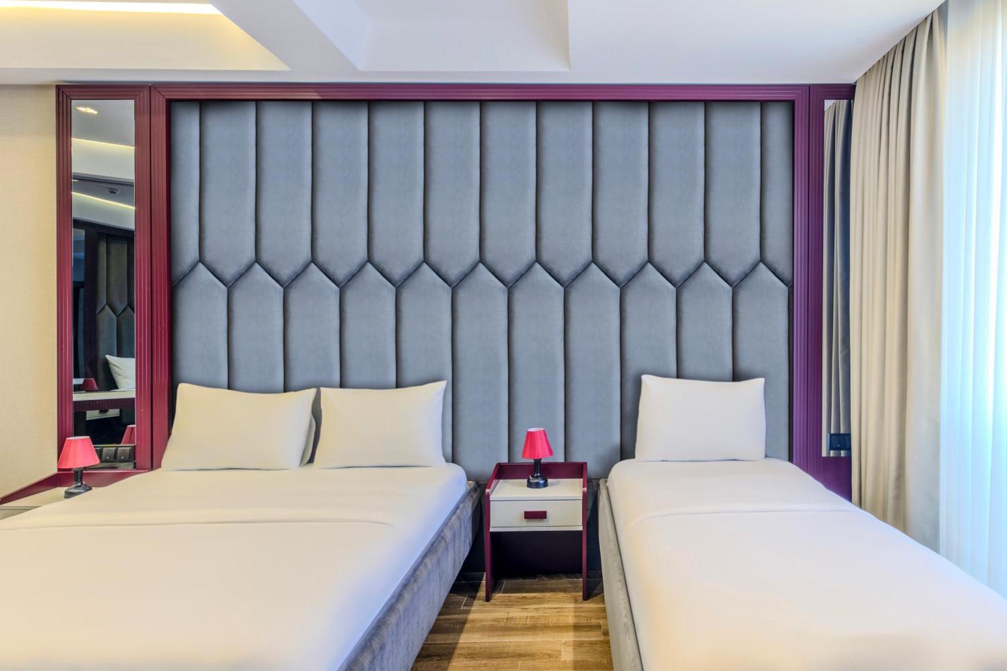 Heaven Premium Hotel Restaurant & Airport Shuttle Arnavutkoy Eksteriør bilde