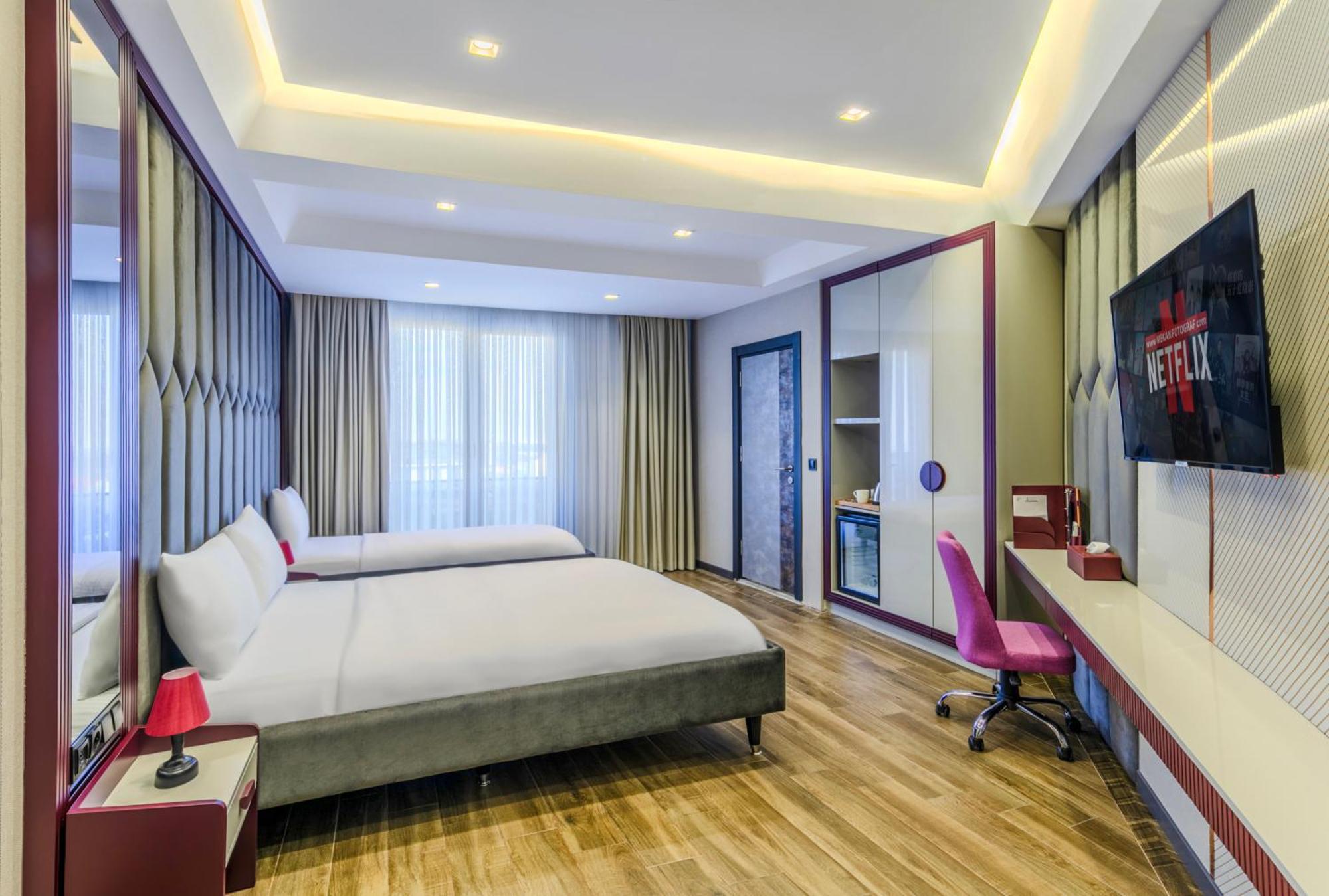 Heaven Premium Hotel Restaurant & Airport Shuttle Arnavutkoy Eksteriør bilde