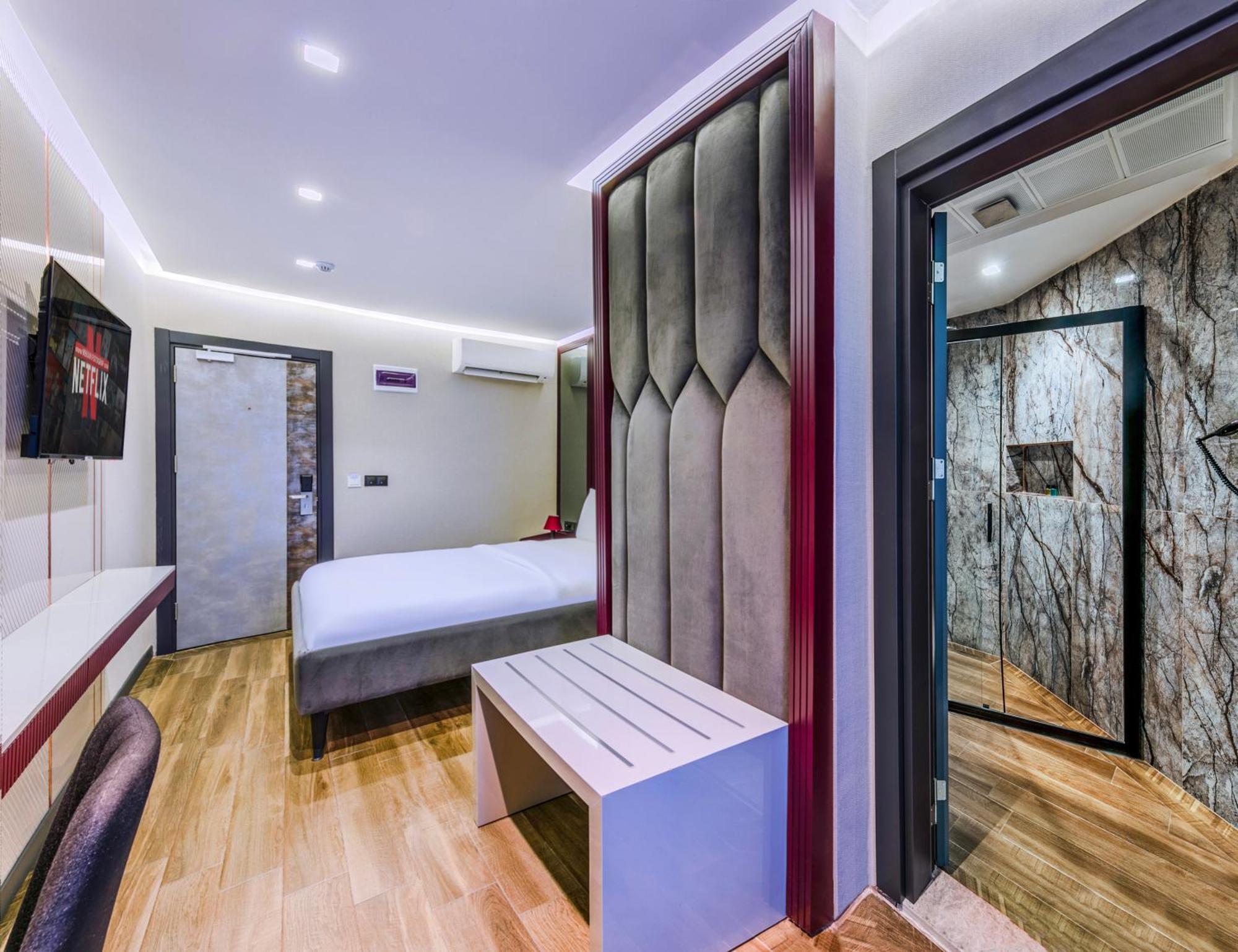 Heaven Premium Hotel Restaurant & Airport Shuttle Arnavutkoy Eksteriør bilde