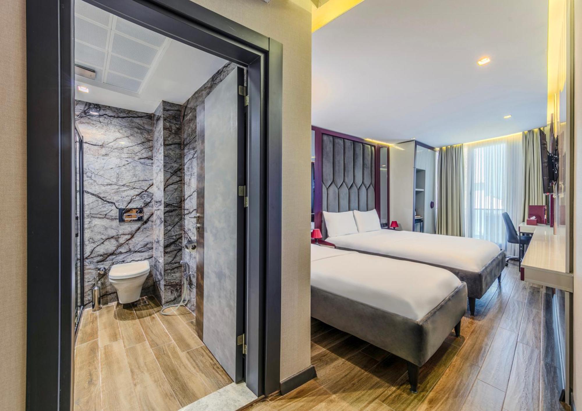 Heaven Premium Hotel Restaurant & Airport Shuttle Arnavutkoy Eksteriør bilde