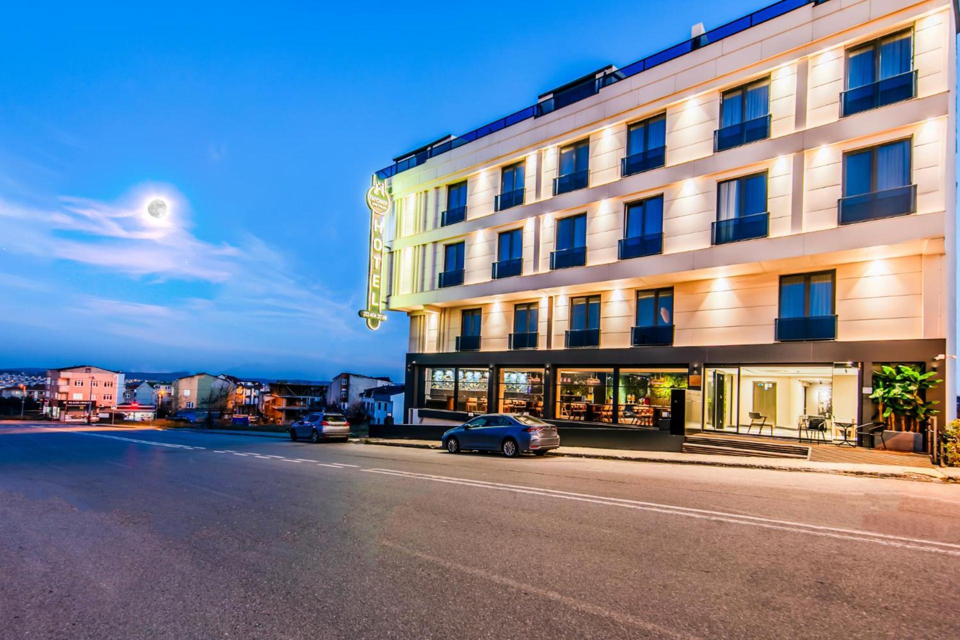 Heaven Premium Hotel Restaurant & Airport Shuttle Arnavutkoy Eksteriør bilde